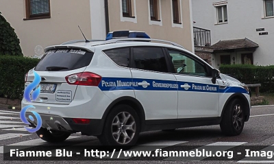 Ford Kuga I serie
Polizia Municipale - Gemeindepolizei - Polizai de Chemun
Ortisei - St. Ulrich in Gröden - Urtijëi (BZ)
POLIZIA LOCALE YA 914 AC
Parole chiave: Ford Kuga_Iserie POLIZIALOCALEYA914AC