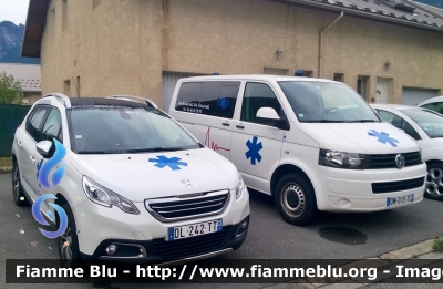 Volkswagen Transporter T5 Peugeot 2008
France - Francia
Ambulance Vallèe du Fournel
Parole chiave: Volkswagen Transporter_T5 Peugeot 2008 Ambulanza