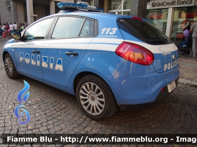 Fiat Nuova Bravo
Polizia di Stato
Squadra Volante
POLIZIA H8746
Parole chiave: Fiat Nuova_Bravo POLIZIAH8746