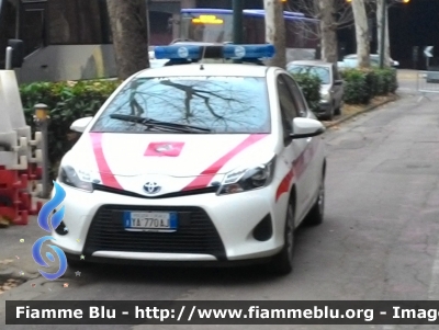 Toyota Yaris III serie
Polizia Municipale Firenze - Reparto Fortezza
Allestita Focaccia
POLIZIA LOCALE YA 770 AJ
CODICE AUTOMEZZO: 12
Parole chiave: Toyota Yaris_IIIserie POLIZIALOCALEYA770AJ