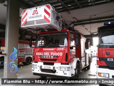 Iveco EuroCargo 180E32 III serie
Vigili del Fuoco
Comando Provinciale di Roma 
Distaccamento Cittadino Nomentano
AutoScala M32L da 32 metri allestimento Magirus
VF27496
Parole chiave: Iveco EuroCargo_180E32_IIIserie VF27496