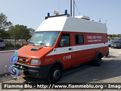 Iveco Daily II serie
Vigili del Fuoco 
Comando Provinciale di Ravenna 
N.S.S.A. Ravenna
VF20887
Parole chiave: Iveco Daily_IIserie VF20887