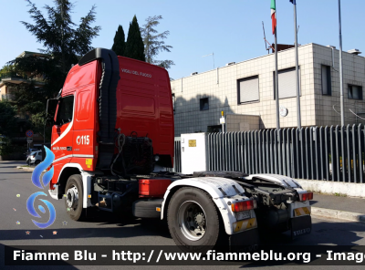 Volvo FH 420 II serie
Vigili del Fuoco
Comando Provinciale di Roma
SCA - Scuole Centrali Antincendio
di Roma Capannelle
VF25306
Parole chiave: Volvo FH_420_IIserie VF25306