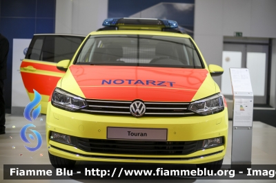 Volkswagen Touran III serie
RETTmobil 2017
Parole chiave: Volkswagen Touran_IIIserie RETTmobil_2017