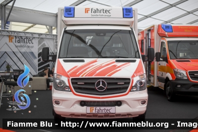 Mercedes-Benz Sprinter III serie restyle
Veicolo dimostrativo Fahrtec
Esposto al RETTmobil 2017
Parole chiave: Mercedes-Benz Sprinter_IIIserie_restyle RETTmobil_2017