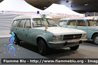 Opel Rekord
Pia Opera Croce Verde Di Padova (PD)
Parole chiave: Opel Rekord Ambulanza