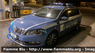 Volkswagen Passat Variant VII serie
Polizia di Stato
Polizia Stradale
Autostrada BRE.BE.MI.
A35 Chiari - Melzo
Con loghi provvisori TEEM
Decorazione Grafica Artlantis
POLIZIA H9227
Parole chiave: Volkswagen Passat_Variant_VIIserie POLIZIAH9227