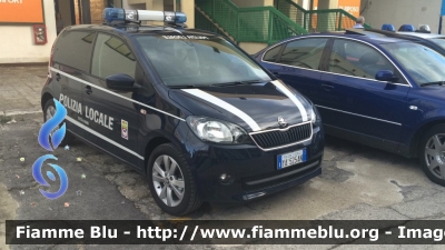 Skoda Citygo
Polizia Municipale
Comune di Bari
POLIZIA LOCALE YA 525 AN
Parole chiave: Skoda Citygo POLIZIALOCALEYA525AN