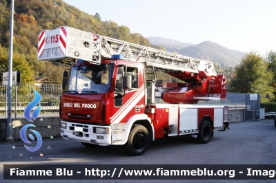 Iveco EuroCargo 130E24 I serie
Vigili del Fuoco
Comando Provinciale di Bergamo
Distaccamento Volontario di Gazzaniga (BG)
AutoScala allestimento Iveco-Magirus ricondizionata Fortini
ex Brandeweer - Vigili del Fuoco Amsterdam
VF 27421
Parole chiave: Iveco EuroCargo_130E24_Iserie VF27421