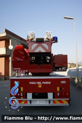 Iveco EuroCargo 130E24 I serie
Vigili del Fuoco
Comando Provinciale di Bergamo
Distaccamento Volontario di Gazzaniga (BG)
AutoScala allestimento Iveco-Magirus ricondizionata Fortini
ex Brandeweer - Vigili del Fuoco Amsterdam
VF 27421
Parole chiave: Iveco EuroCargo_130E24_Iserie VF27421