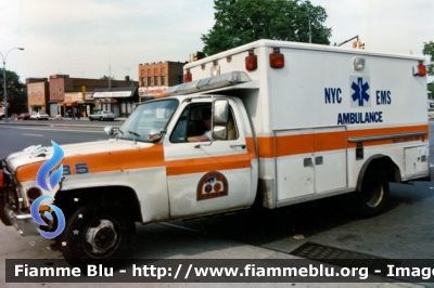 ??
United States of America-Stati Uniti d'America
NYC HHC EMS New York City Health and Hospitals Corporation
Parole chiave: Ambulance Ambulanza