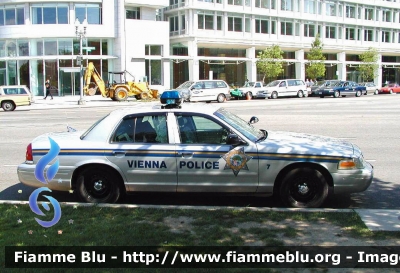 Ford Crown Victoria 
United States of America-Stati Uniti d'America 
Vienna VA Police
