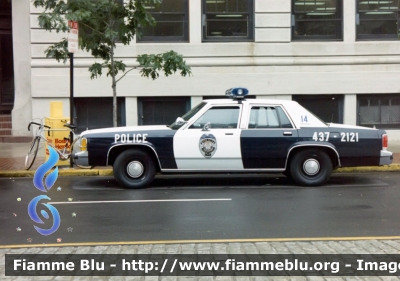 Ford ?
United States of America - Stati Uniti d'America
Northeastern University Boston MA Police
