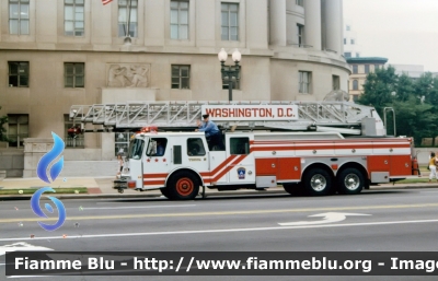 ??
United States of America - Stati Uniti d'America
District of Columbia Fire and EMS
