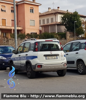 Fiat Nuova Panda 4X4 II serie Cross
Polizia Municipale di Petrella Salto (RI)
POLIZIA LOCALE YA 175 AL
Parole chiave: Fiat / Nuova_Panda_4x4_IIserie_cross / PoliziaLocale YA175AL