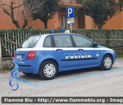 Fiat Stilo II serie
Polizia di Stato
POLIZIA F1800
Parole chiave: Fiat Stilo_IIserie POLIZIAF1800 Festa_della_Polizia_2018