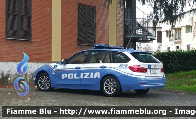 Bmw 320 Touring F31 II restyle
Polizia di Stato
Polizia Stradale
Allestimento Marazzi
Decorazione Grafica Artlantis
POLIZIA M2376
Parole chiave: Bmw 320 Touring F31 II restyle POLIZIAM2376