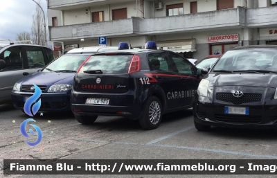 Fiat Grande Punto
Carabinieri
CC CW 985
Parole chiave: Fiat Grande_Punto CCCW985