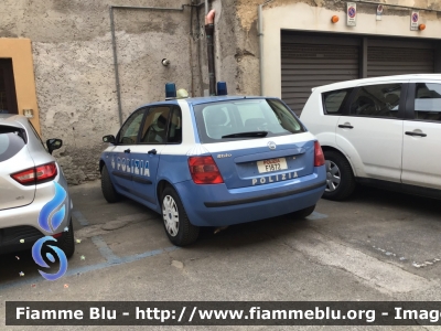 Fiat Stilo II serie
Polizia di Stato
POLIZIA F1872
Parole chiave: Fiat Stilo_IIserie POLIZIAF1872 Festa_della_Polizia_2019