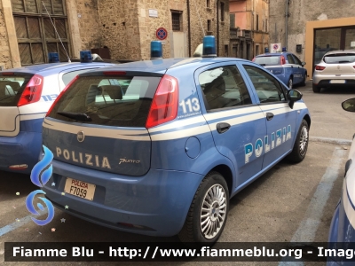 Fiat Grande Punto
Polizia di Stato
POLIZIA F7059
Parole chiave: Fiat Grande_Punto POLIZIAF7059 Festa_della_Polizia_2019