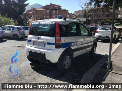 Fiat Nuova Panda 4x4 I serie
Polizia Municipale
Unione dei Comuni Alta Sabina (RI)
Autovettura Appartenente al Comando di Torricella in Sabina (RI)
Parole chiave: Fiat Nuova_Panda_4x4_Iserie