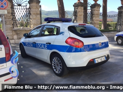 Fiat Nuova Bravo
Polizia Municipale 
Comune di Magliano Sabina (RI)
Codice Automezzo: 02
POLIZIA LOCALE YA 150 AC
Parole chiave: Fiat Nuova Bravo POLIZIALOCALE YA150AC