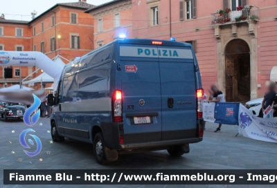 Fiat Ducato X250
Polizia di Stato
Polizia Stradale
Officina Mobile
POLIZIA H3293
In scorta alla Mille Miglia 2022
Parole chiave: Fiat Ducato_X250 POLIZIAH3293  Mille_Miglia_2022