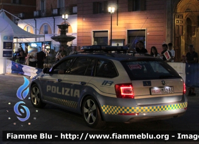 Skoda Octavia Wagon V serie
Polizia di Stato
Polizia Stradale
Allestimento Focaccia
Decorazione Grafica Artlantis
POLIZIA M5235
In scorta alla Mille Miglia 2022
Parole chiave: Skoda Octavia_Wagon_Vserie POLIZIAM5235 Mille_Miglia_2022