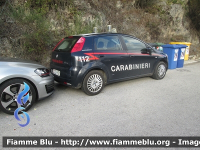 Fiat Grande Punto
Carabinieri
CC CJ 992
Parole chiave: Fiat Grande_Punto CCCJ992