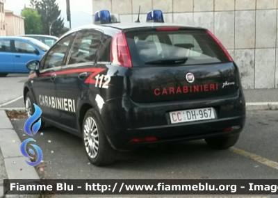 Fiat Grande Punto
Carabinieri
CC DH 967
Parole chiave: Fiat Grande_Punto CCDH967