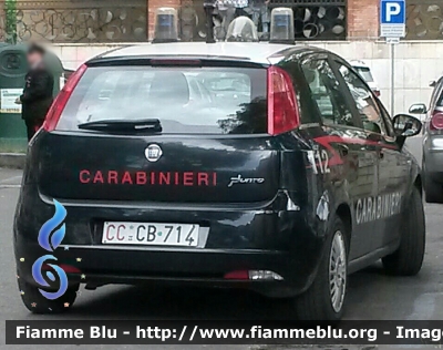 Fiat Grande Punto
Carabinieri
Comando Stazione Magliano Sabina (RI)
CC CB 714
Parole chiave: Fiat Grande_Punto CCCB714