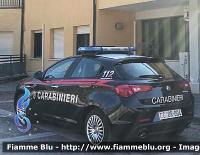 Alfa-Romeo Nuova Giulietta restyle
Carabinieri
Nucleo Operativo Radiomobile
CC DR 004
Parole chiave: Alfa-Romeo Nuova_Giulietta_restyle CCDR004