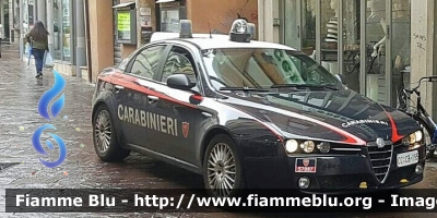 Alfa Romeo 159
Carabinieri
Nucleo Operativo Radiomobile
Comando Provinciale di Terni
dotato di sistema Falco
CC CB 195

Parole chiave: Alfa-Romeo 159 CCCB195