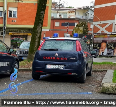 Fiat Grande Punto
Carabinieri
Comando Provinciale di Rieti
CC DG 393
Parole chiave: Fiat Grande_Punto CCDG393