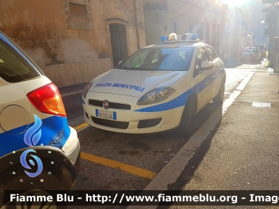 Fiat Nuova Bravo
Polizia Municipale di Cittaducale (RI)
POLIZIA LOCALE YA 052 AC
A01
Parole chiave: Fiat Nuova_Bravo POLIZIA_LOCALE_YA052AC