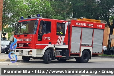 Iveco CityEuroFire 100E21 I serie
Vigili del Fuoco
Comando Provinciale di Rieti
VF 19870
Parole chiave: Iveco CityEuroFire_100E21_Iserie VF19870