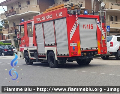 Iveco CityEuroFire 100E21 I serie
Vigili del Fuoco
Comando Provinciale di Rieti
VF 19870
Parole chiave: Iveco CityEuroFire_100E21_Iserie VF19870