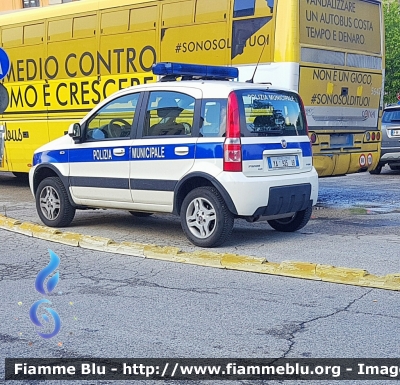 Fiat Nuova Panda 4x4 I serie
Polizia Municipale di Rieti
YA 925 AB
Parole chiave: Fiat Nuova_Panda_4x4_Iserie POLIZIALOCALE_YA925AB