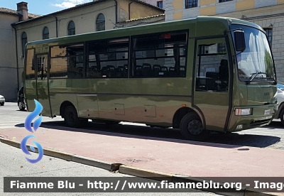 Iveco Cacciamali 100E18
Esercito Italiano
EI AZ 839
Parole chiave: Iveco-Cacciamali 100E18 EIAZ839 Festa_della_Repubblica_2018