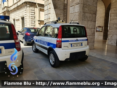 Fiat Nuova Panda 4x4 I serie
Polizia Municipale di Poggio Bustone (RI)
POLIZIA LOCALE YA 074 AC
Parole chiave: Fiat Nuova_Panda_4x4_Iserie POLIZIALOCALEYA074AC Festa_della_Repubblica_2018