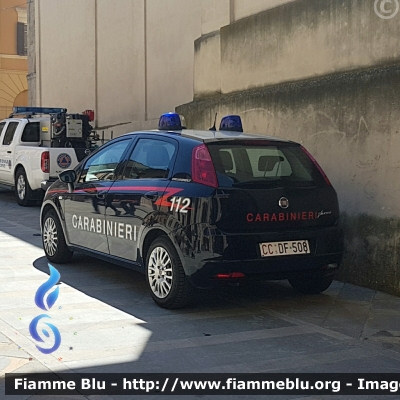 Fiat Grande Punto
Carabinieri
CC DF 508
Parole chiave: Fiat Grande_Punto CCDF508 Festa_della_Repubblica_2018