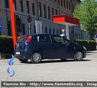 Fiat Grande Punto
Carabinieri
Comando di Compagnia di Cittaducale (RI)
CC CX 158 
Parole chiave: Fiat Grande_Punto CCCX158 Festa_della_Repubblica_2018