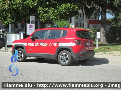 Jeep Renegade
Vigili del Fuoco
Comando Provinciale di Rieti
VF 28799
Parole chiave: Jeep Renegade VF28799 Festa_della_Repubblica_2018