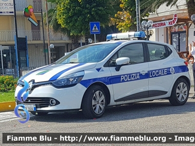 Renault Clio IV serie
Polizia Municipale di Alba Adriatica (TE)
POLIZIA LOCALE YA 160 AL
Parole chiave: Renault Clio_IVserie POLIZIALOCALEYA160AL