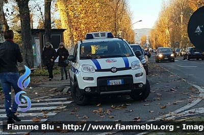 Fiat Nuova Panda 4x4 II serie
Polizia Municipale di Rieti
POLIZIA LOCALE YA 324 AL
16
Parole chiave: Fiat Nuova_Panda_4x4_IIserie POLIZIALOCALEYA324AL