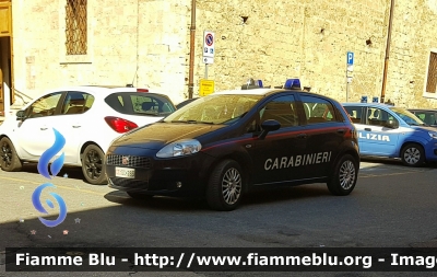 Fiat Grande Punto
Carabinieri
CC DC 283
Parole chiave: Fiat Grande_Punto CCDC283