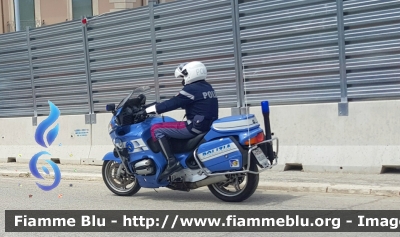 Bmw R850RT II serie
Polizia di Stato
Polizia Stradale
POLIZIA G0456
Con stemma celebrativo "70 Anni Polizia Stradale"
Parole chiave: Bmw R850RT_IIserie POLIZIAG0456