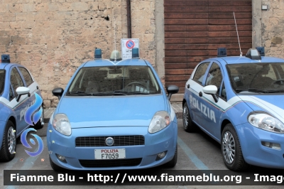 Fiat Grande Punto
Polizia di Stato
POLIZIA F7059
Parole chiave: Fiat Grande_Punto POLIZIAF7059 Festa_della_Polizia_2019