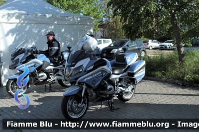 Bmw R1200RT II serie
Polizia di Stato
Polizia Stradale
POLIZIA G2420
Con stemma celebrativo "70 Anni Polizia Stradale"
Parole chiave: Bmw R1200RT_IIserie POLIZIAG2420