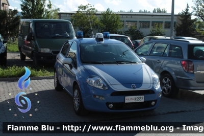 Fiat Punto VI serie
Polizia di Stato 
Allestimento Nuova Carrozzeria Torinese
Decorazione grafica Artlantis
POLIZIA N5557
Parole chiave: Fiat Punto_VIserie POLIZIAN5557